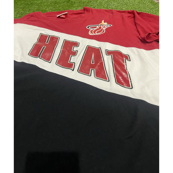 Mitchell & Ness Miami Heat NBA Logo Tee - Size Large - Picture 3 of 11
